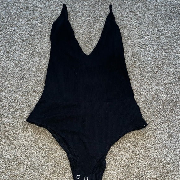 Ribbed Black Bodysuit from forever 21 - Picture 1 of 5